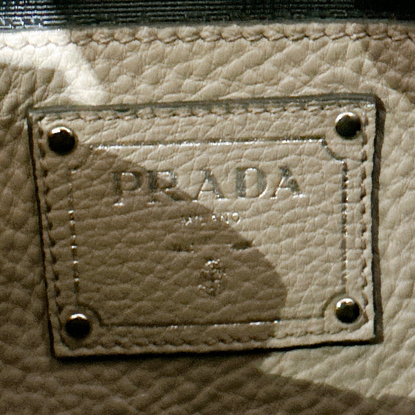 Prada Vitello Daino Leather Shopping Tote in Grey