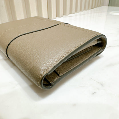 Delvaux Brillant Compact Wallet in Tourterelle