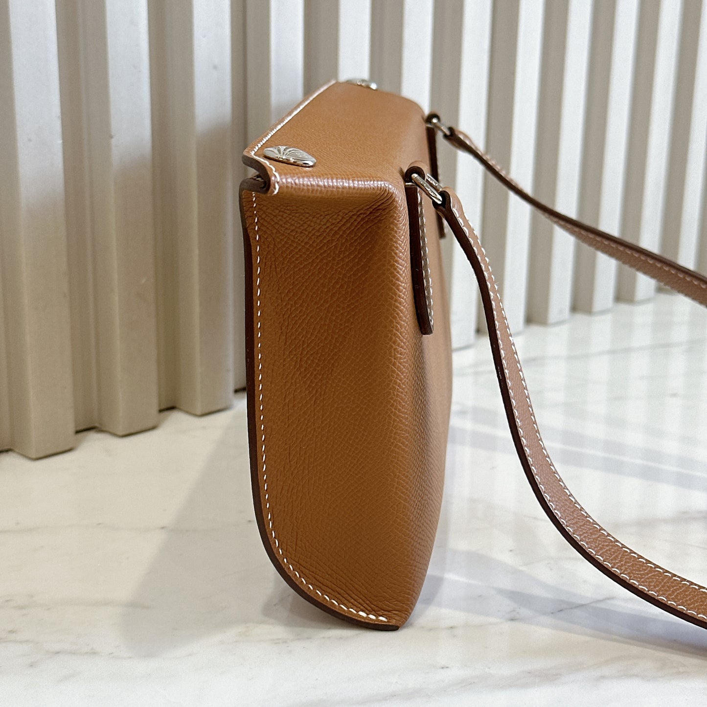 Hermes Videpoches in Gold