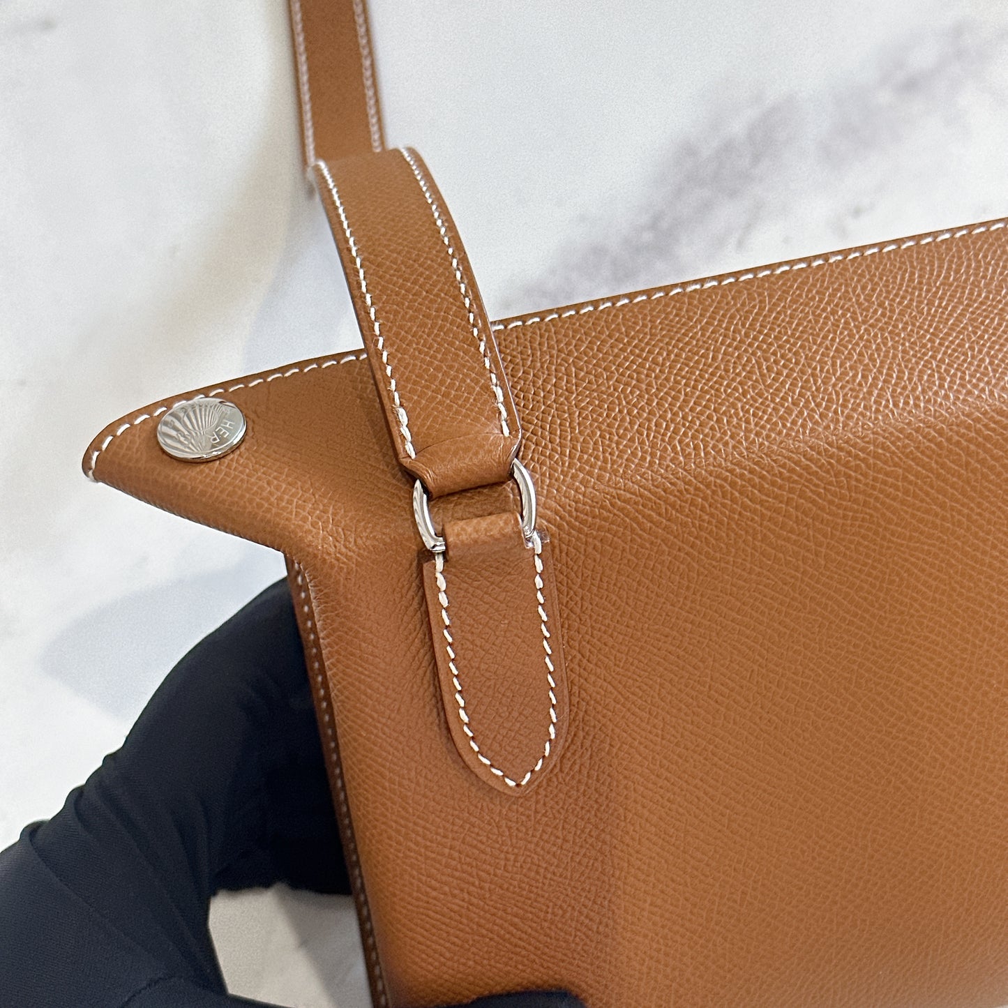Hermes Videpoches in Gold