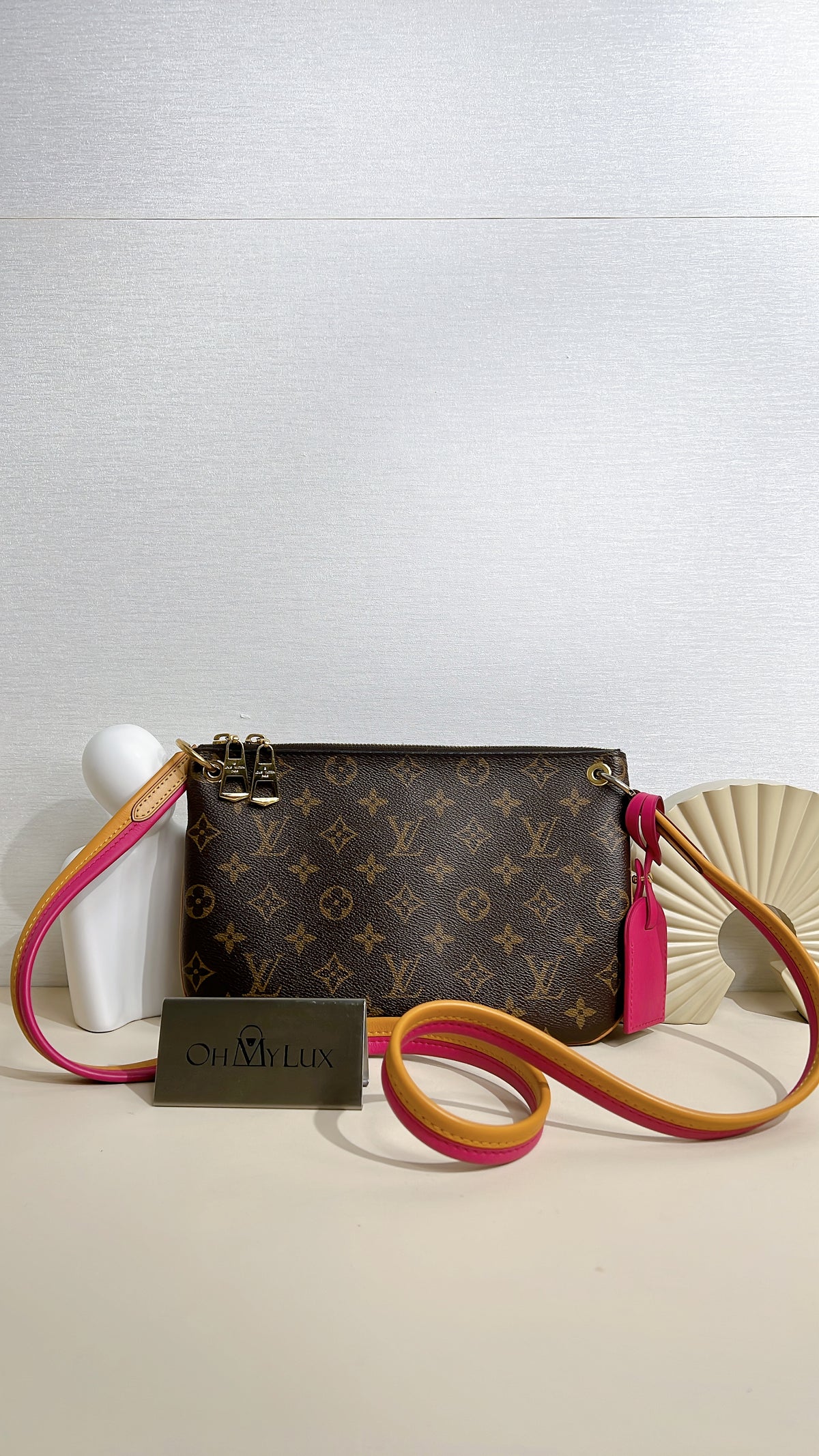 LV Monogran Lorette