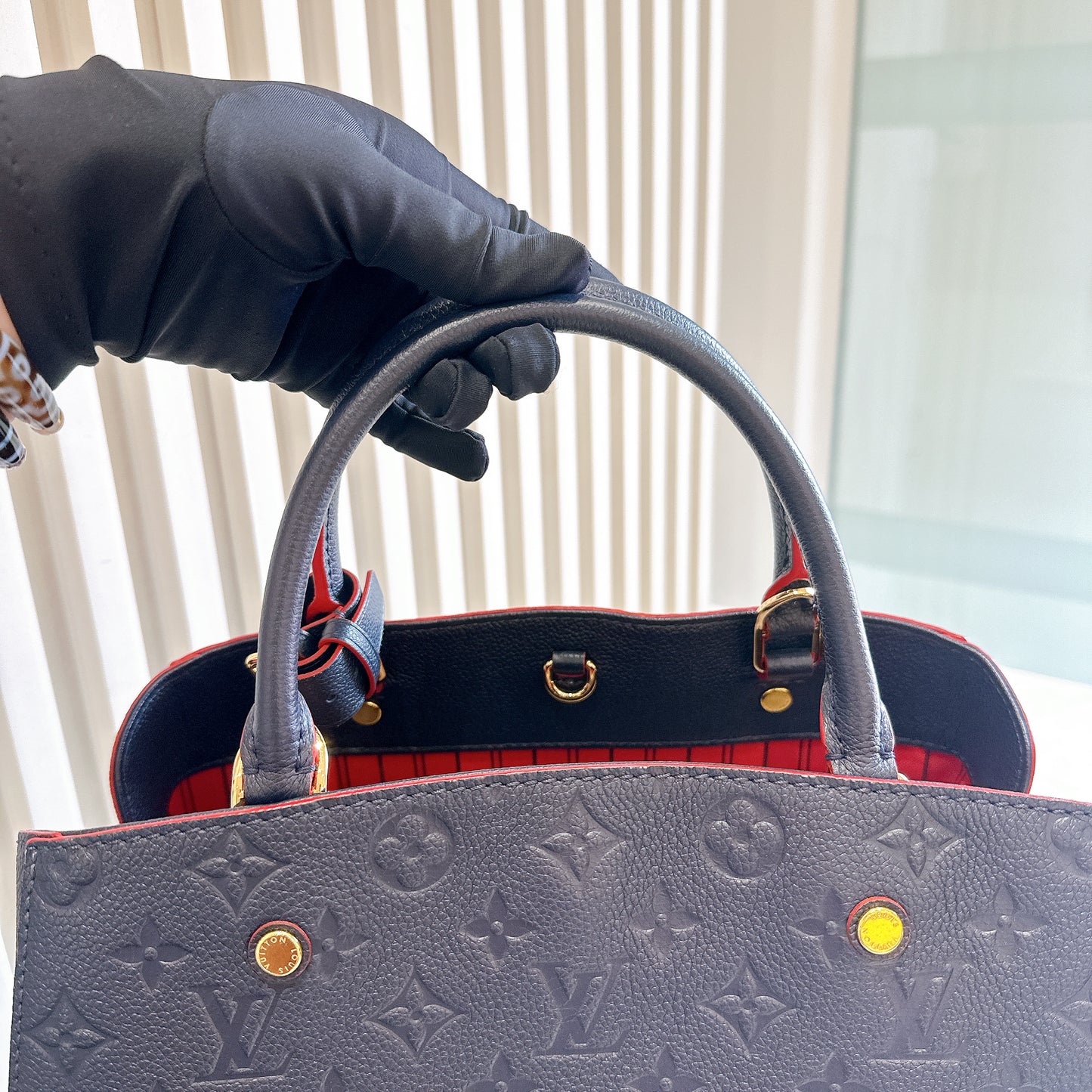 LV Montaigne MM in Marine Rouge