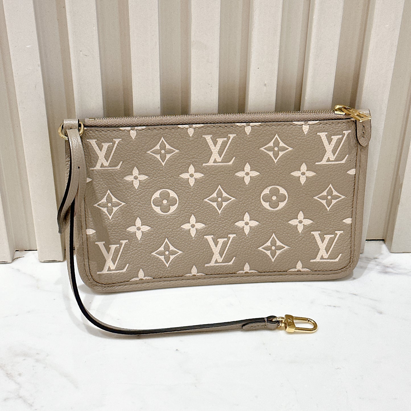 LV Carryall in Bicolour