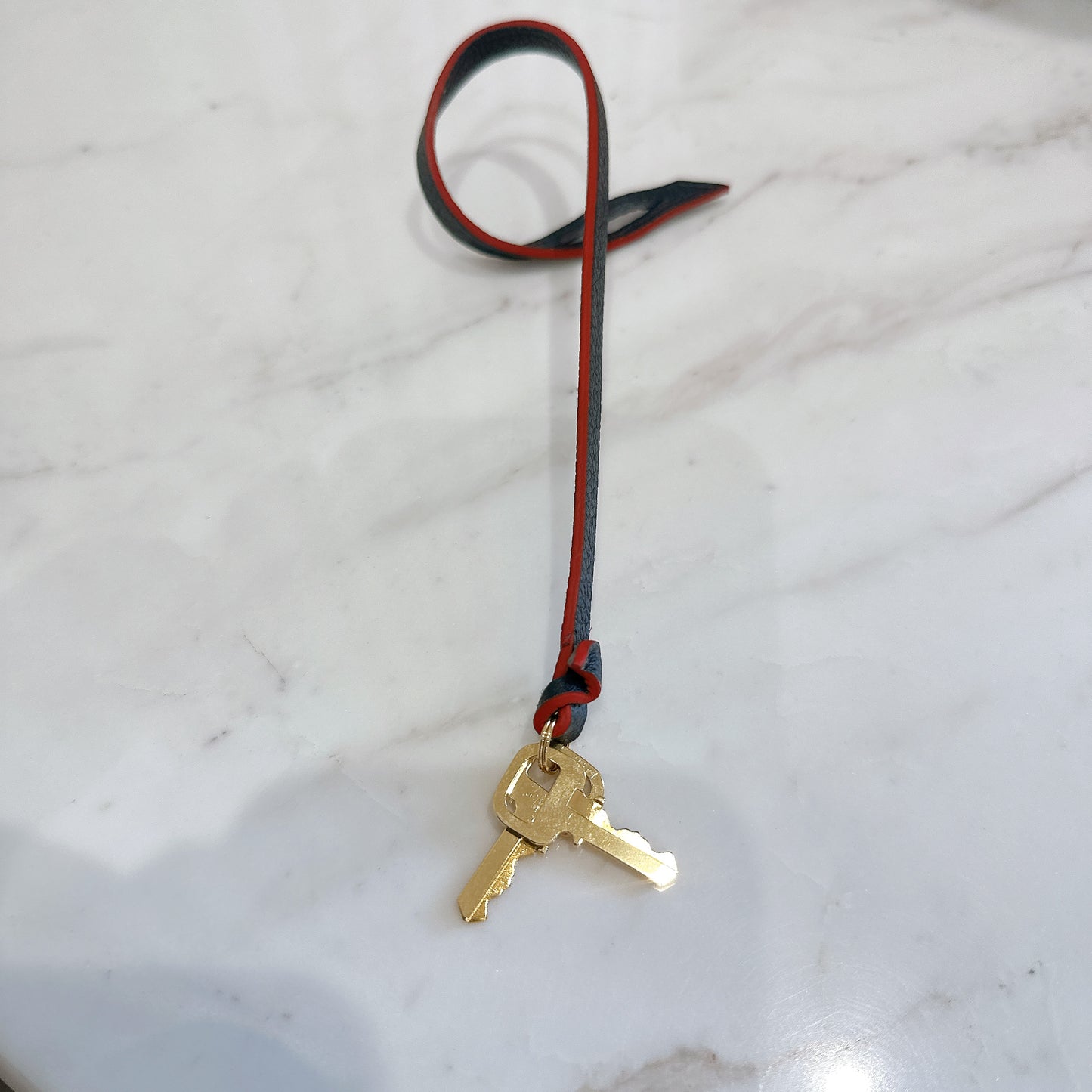 LV Montaigne MM in Marine Rouge