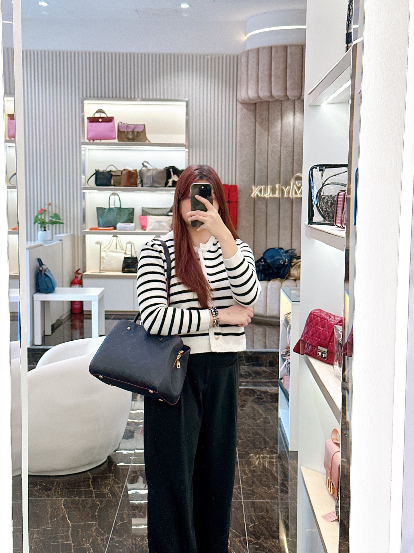 LV Montaigne MM in Marine Rouge