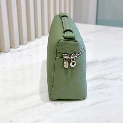 Loro Piana Extra Pocket L19 in Sage Green