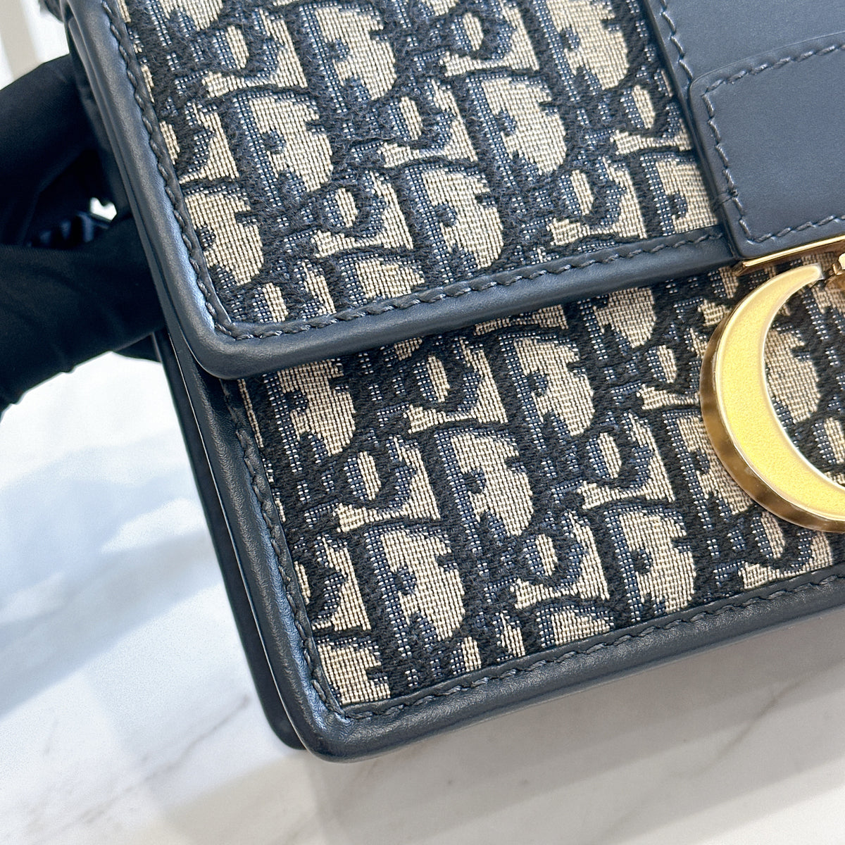 Dior Montaigne 30 Chain Bag