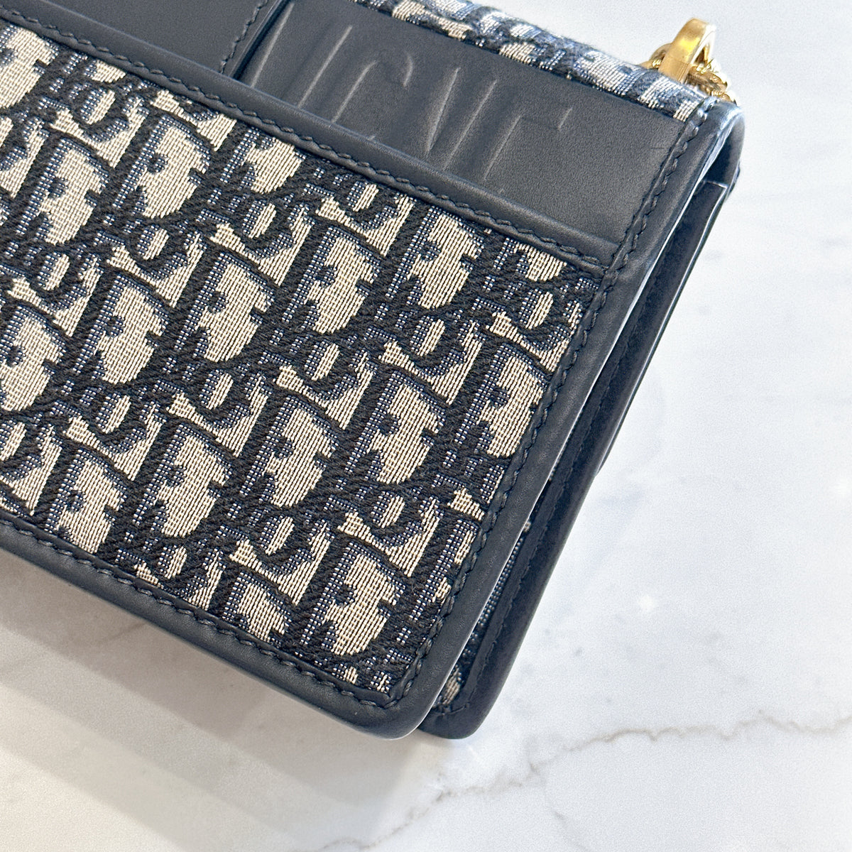 Dior Montaigne 30 Chain Bag