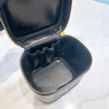 Chanel Vintage Vanity Case in Black Caviar