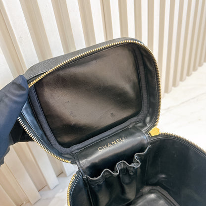 Chanel Vintage Vanity Case in Black Caviar