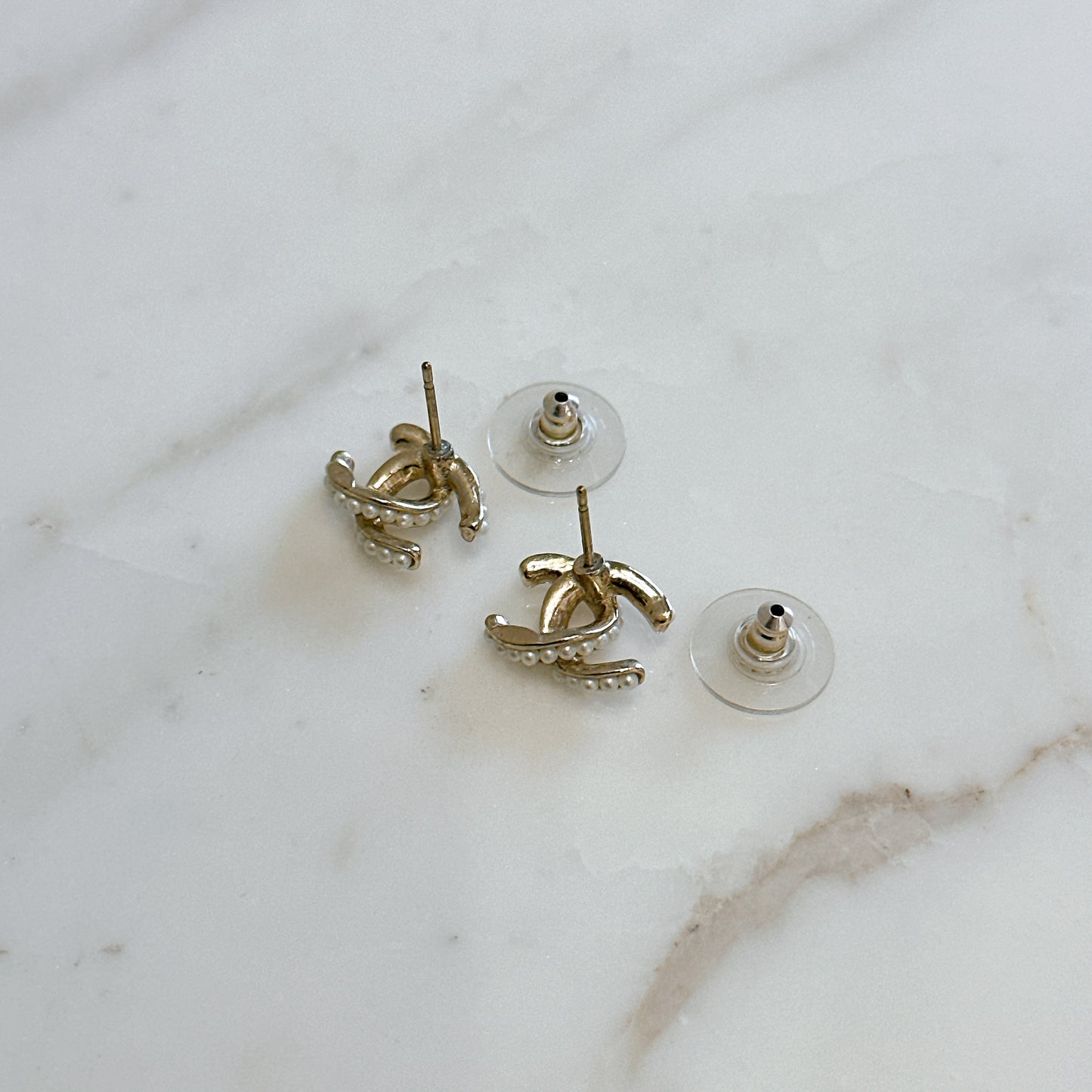 Chanel CC Pearl Earring