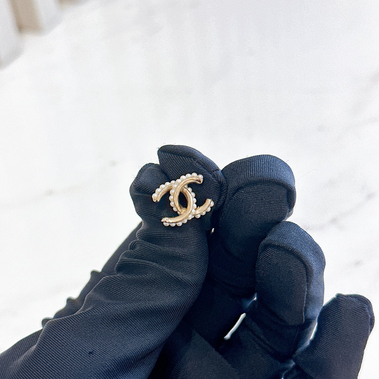 Chanel CC Pearl Earring