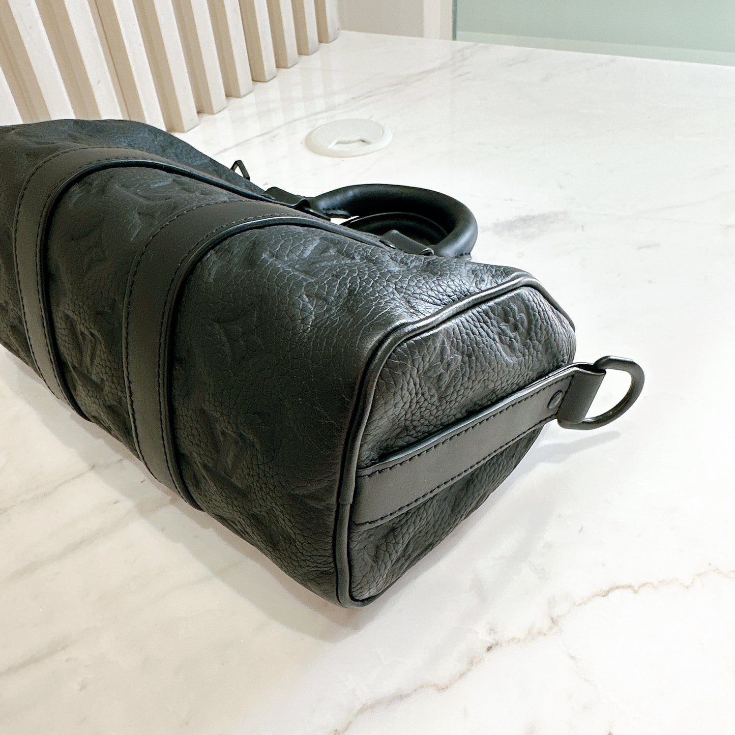 LV Keepall 25 in Black Taurillon