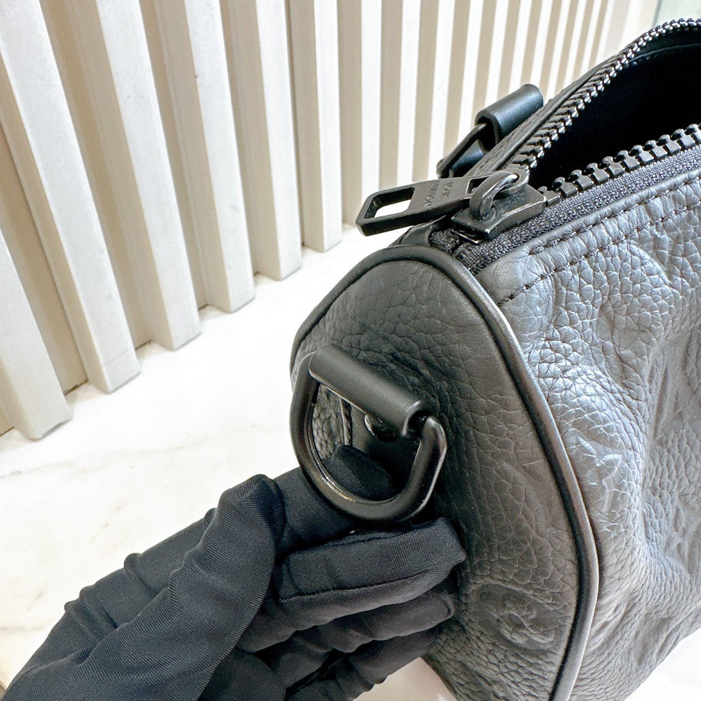 LV Keepall 25 in Black Taurillon