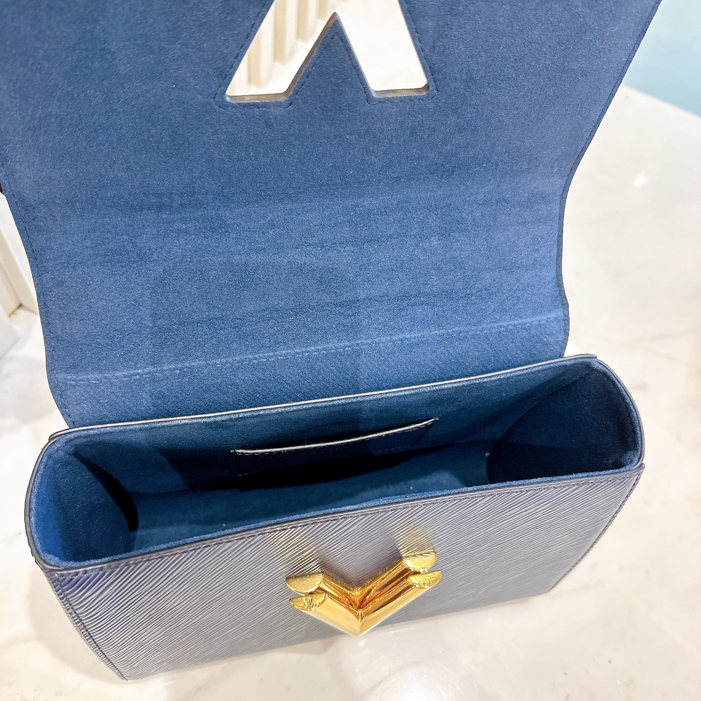 LV Twist MM in Blue