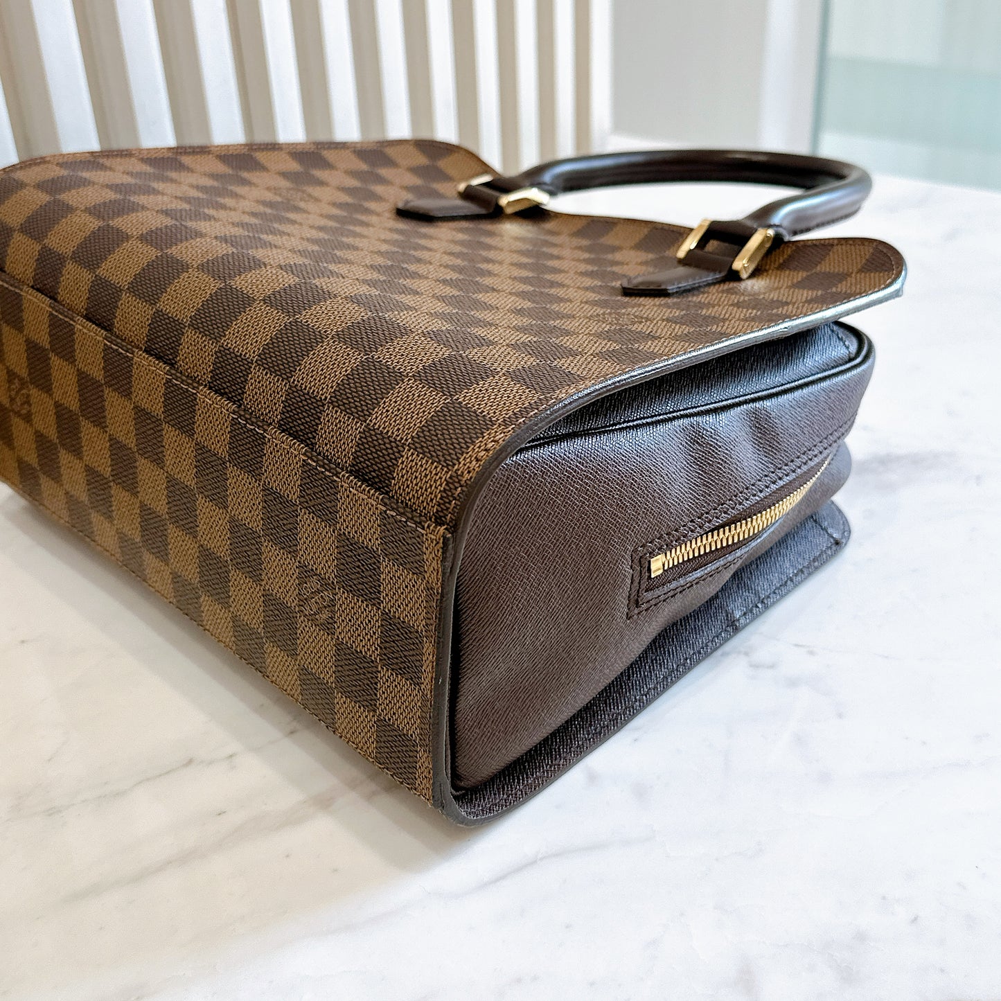 LV Damier Ebene Triana