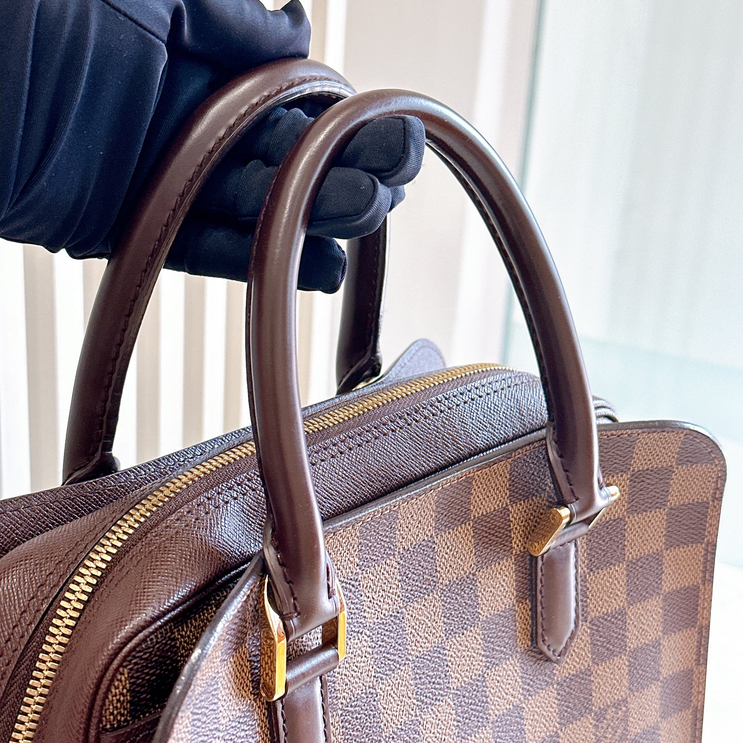 LV Damier Ebene Triana