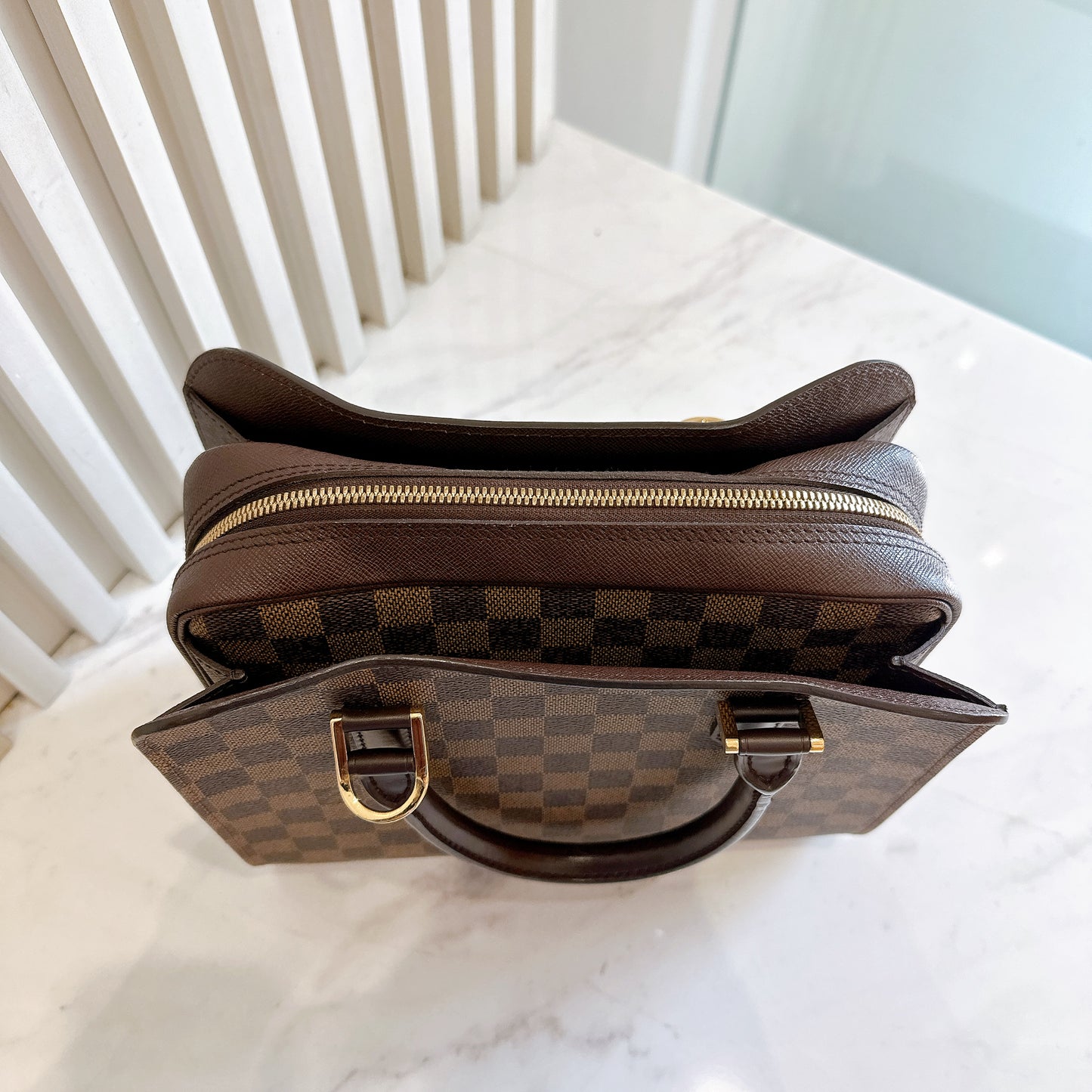 LV Damier Ebene Triana