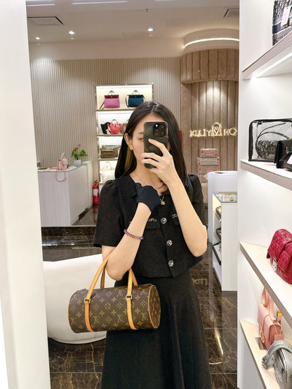 LV Monogram Papillon 26