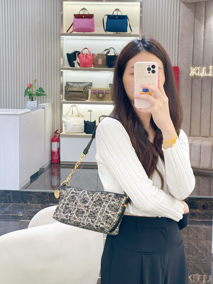 Dior Diorstar Hobo Bag In Black Tweed Cannage Motif