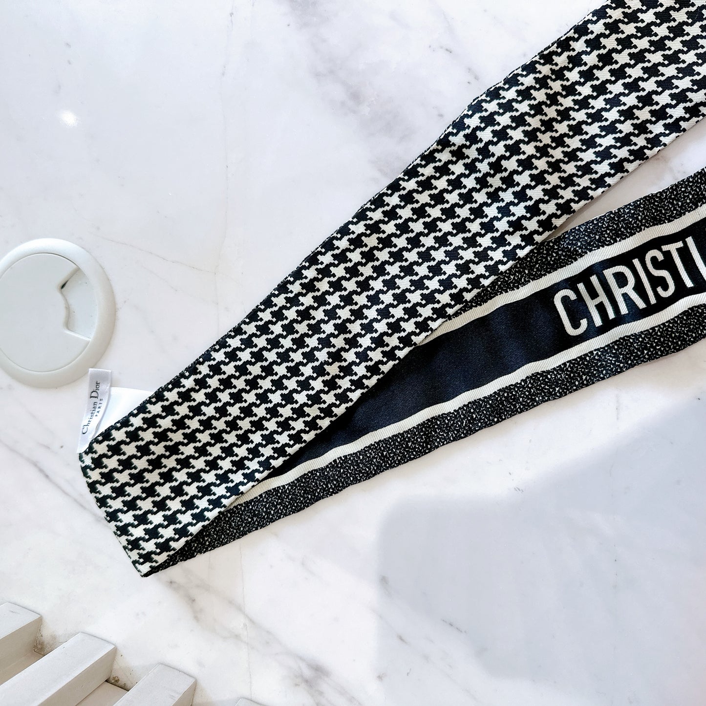 Dior 30 Montaigne Mitzah Scarf Black and White Silk Twilly
