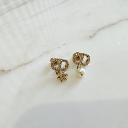 Dior Petit CD Daisy Earrings