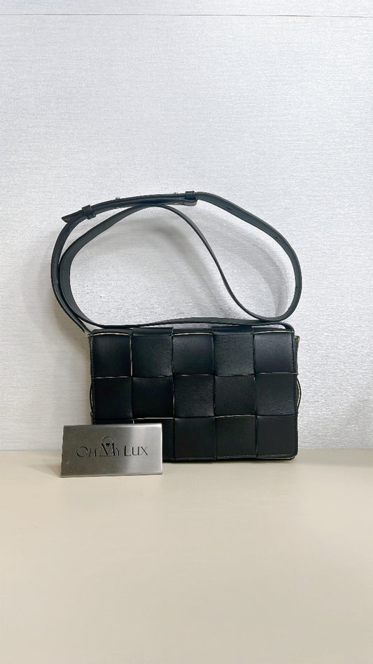 Bottega Veneta Cassette in Black