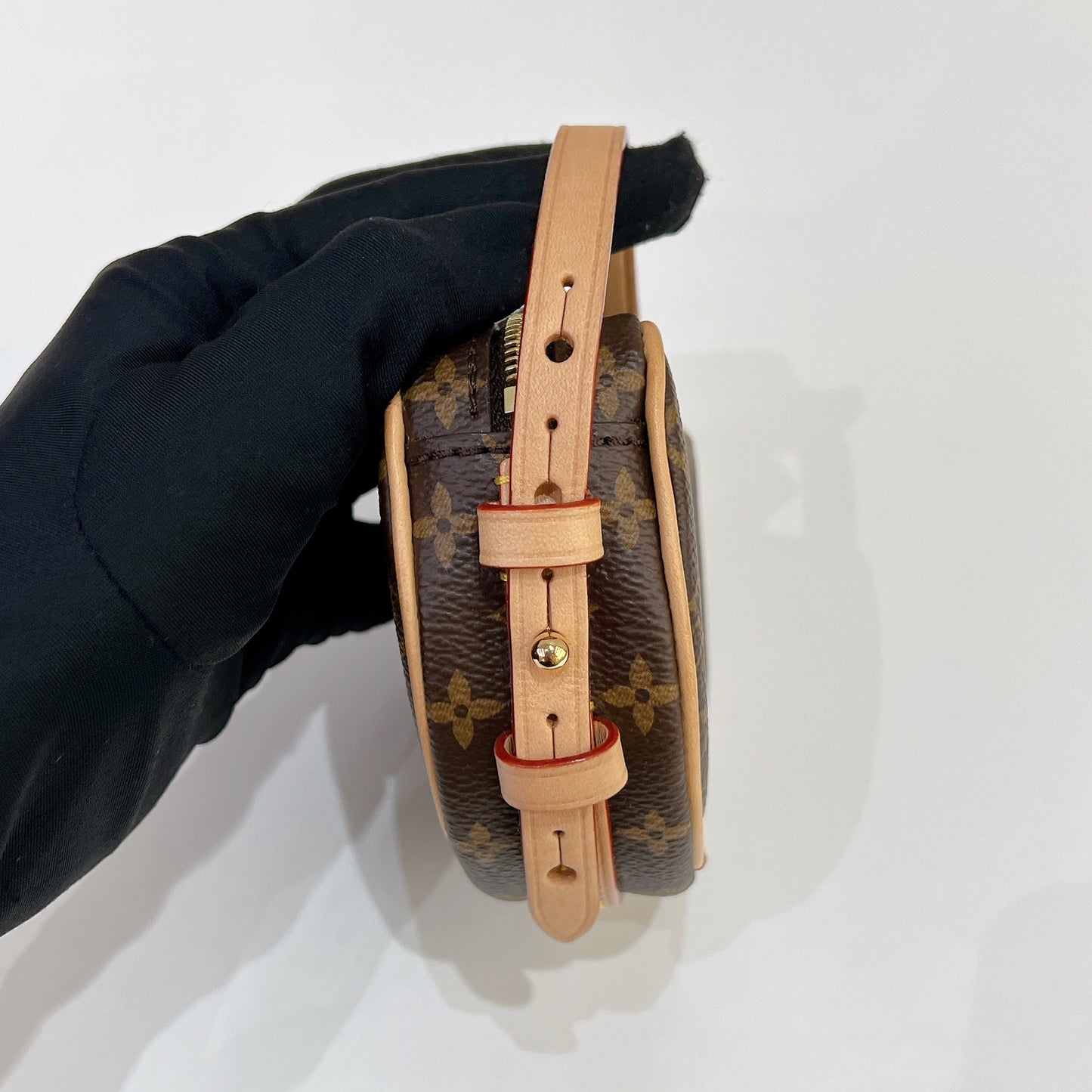 LV Monogram Croissant MM