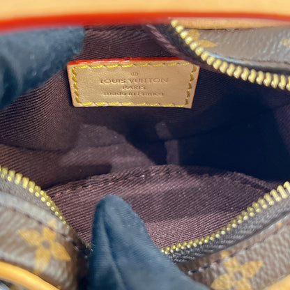 LV Monogram Croissant MM