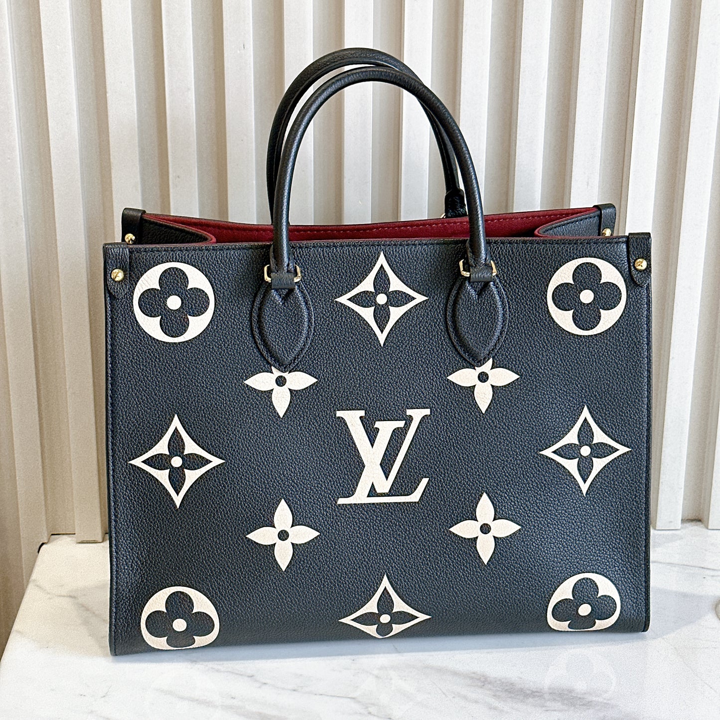LV On The Go MM Bicolor