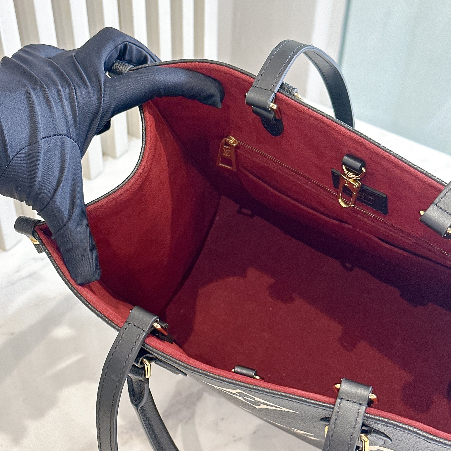 LV On The Go MM Bicolor