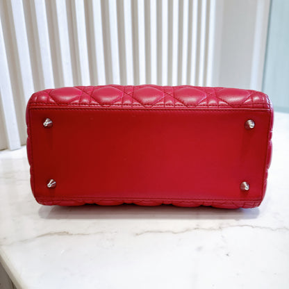 Lady Dior Medium In Red