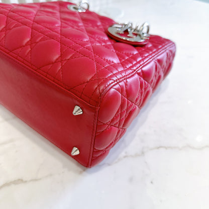 Lady Dior Medium In Red