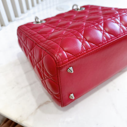 Lady Dior Medium In Red