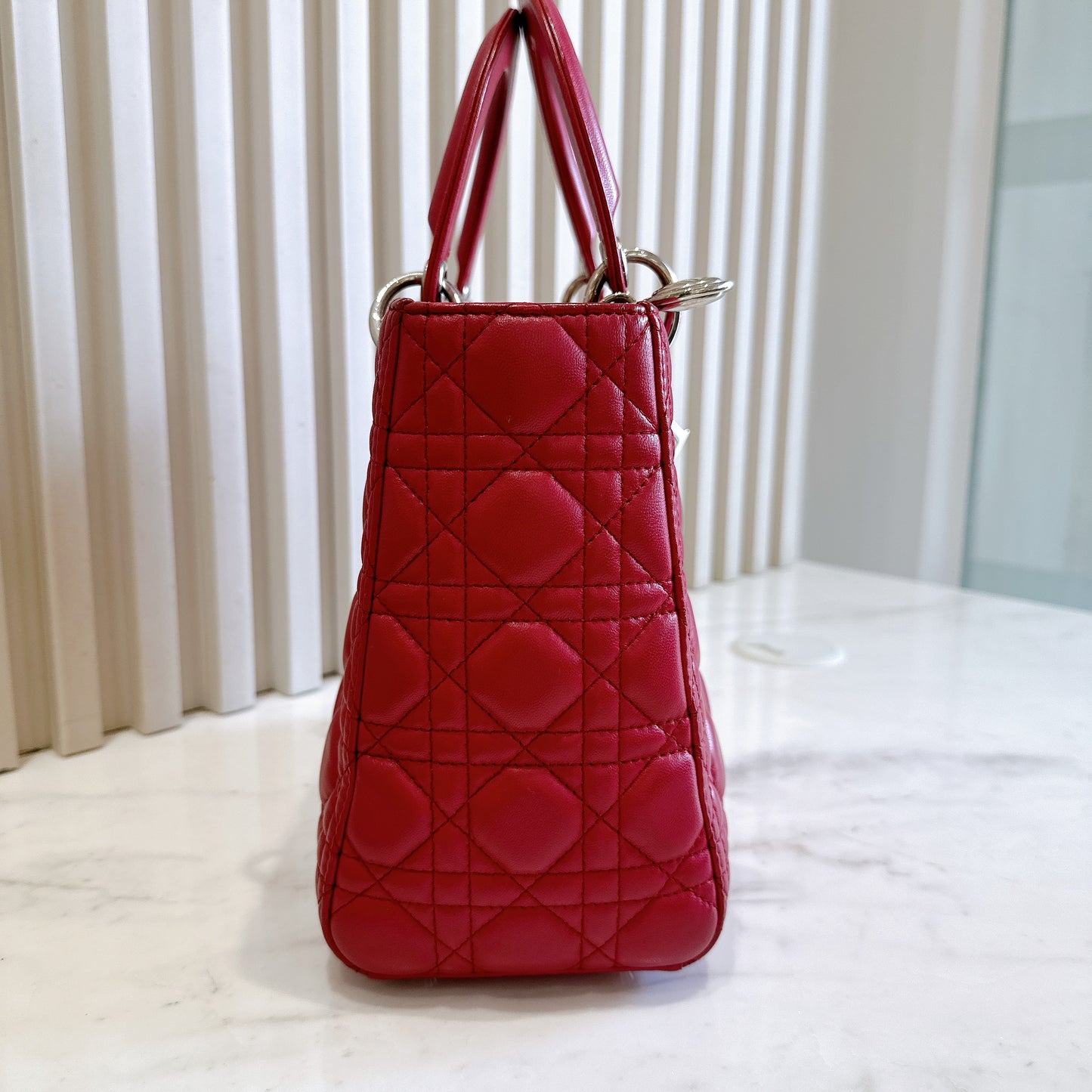 Lady Dior Medium In Red