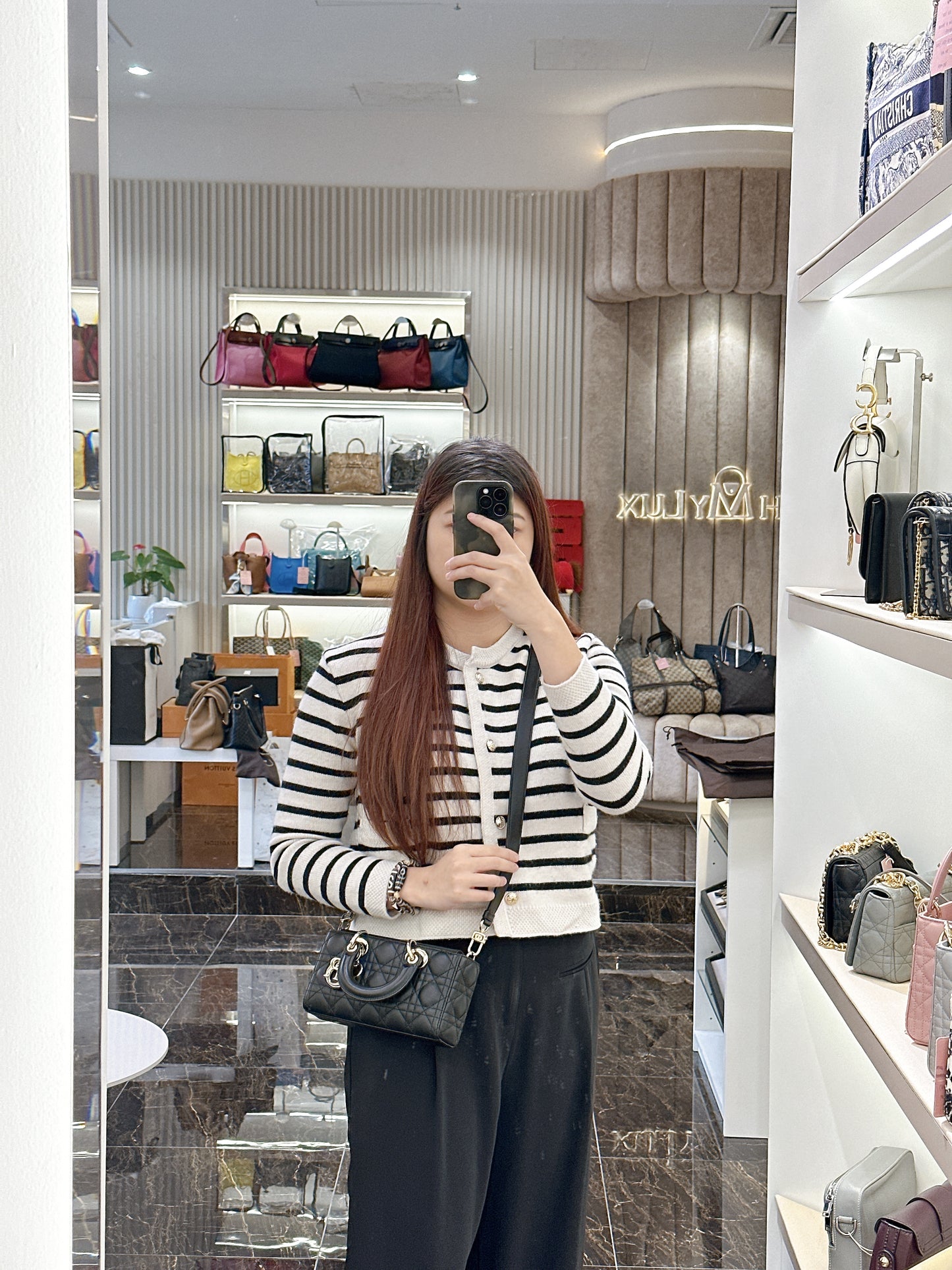 Lady D Joy Small in Black GHW