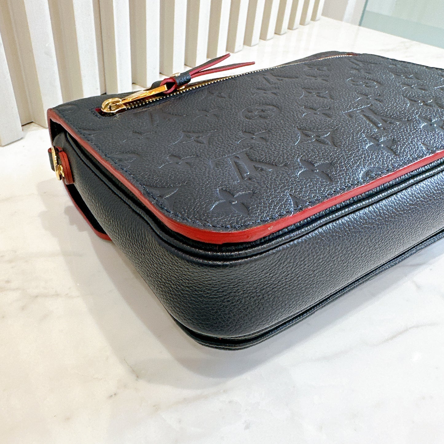 LV Pochette Metis Marine Rouge