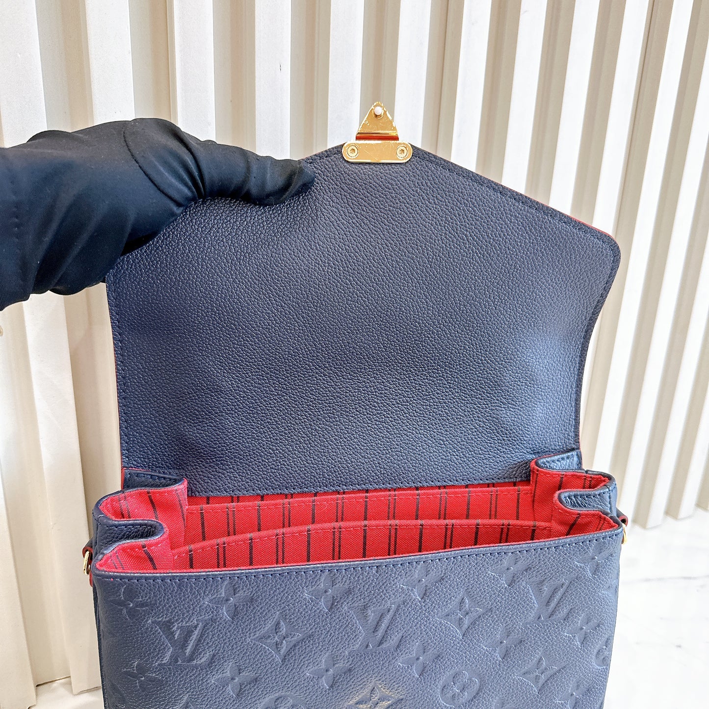 LV Pochette Metis Marine Rouge
