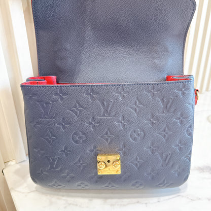 LV Pochette Metis Marine Rouge