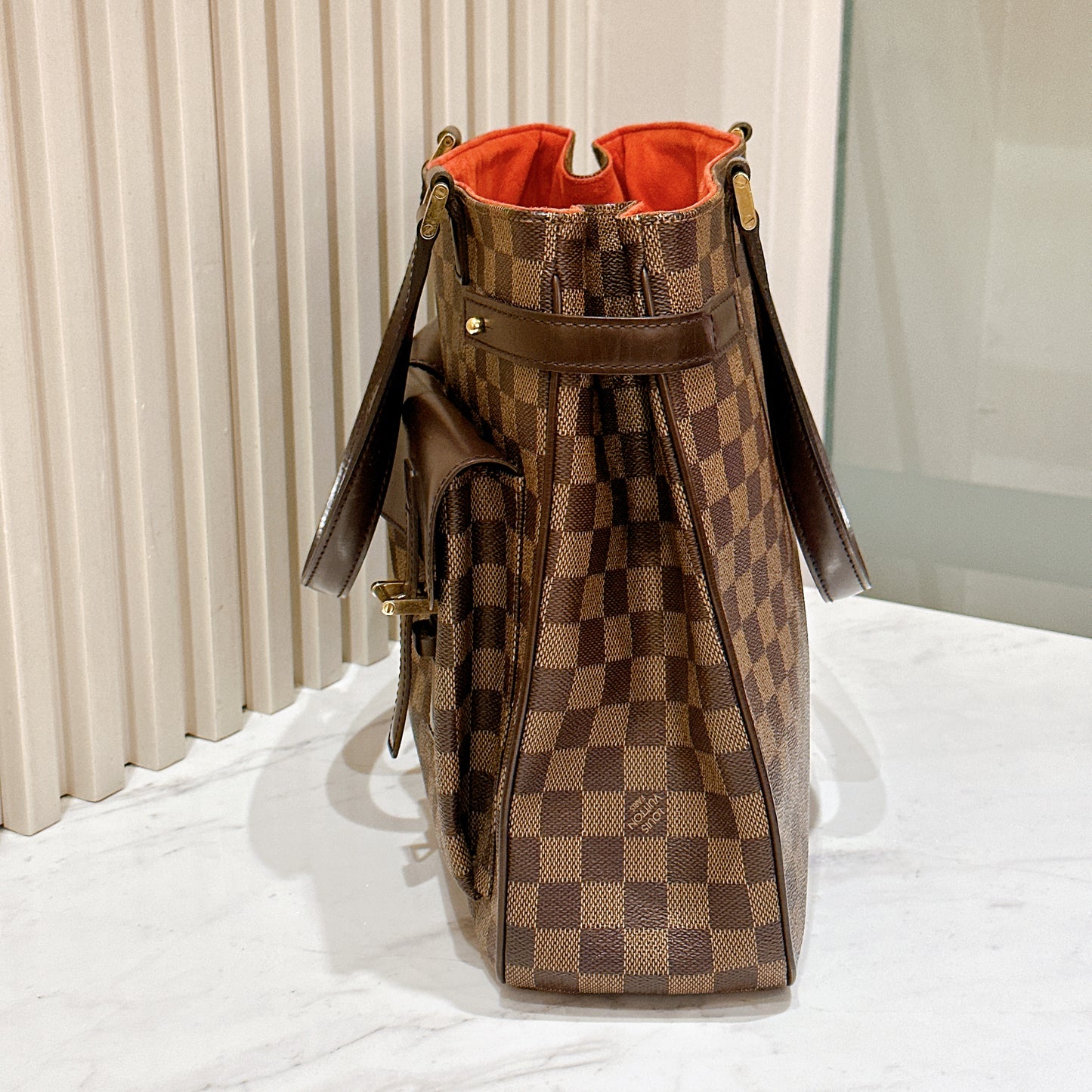 LV Uzes Tote in Damier Ebene