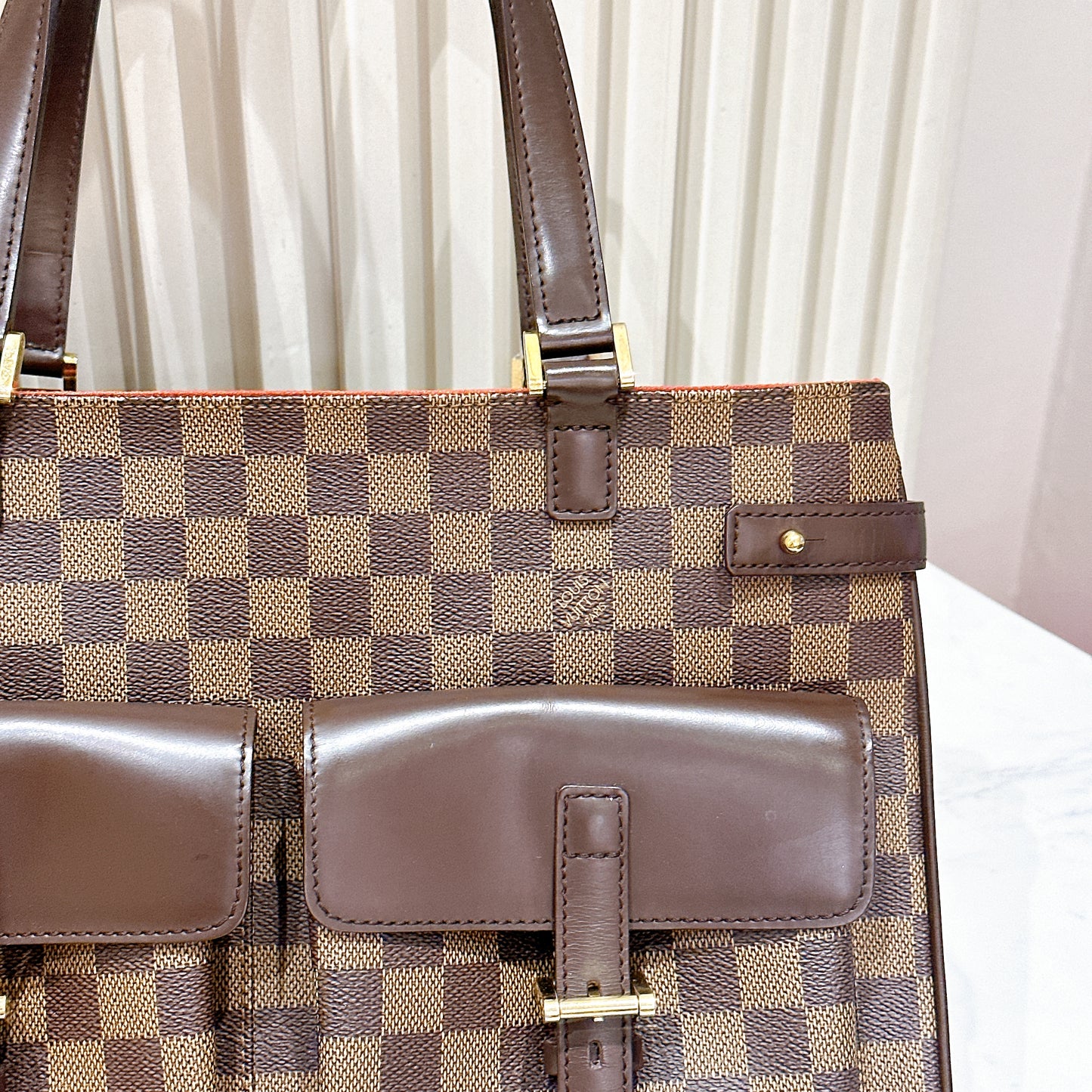 LV Uzes Tote in Damier Ebene