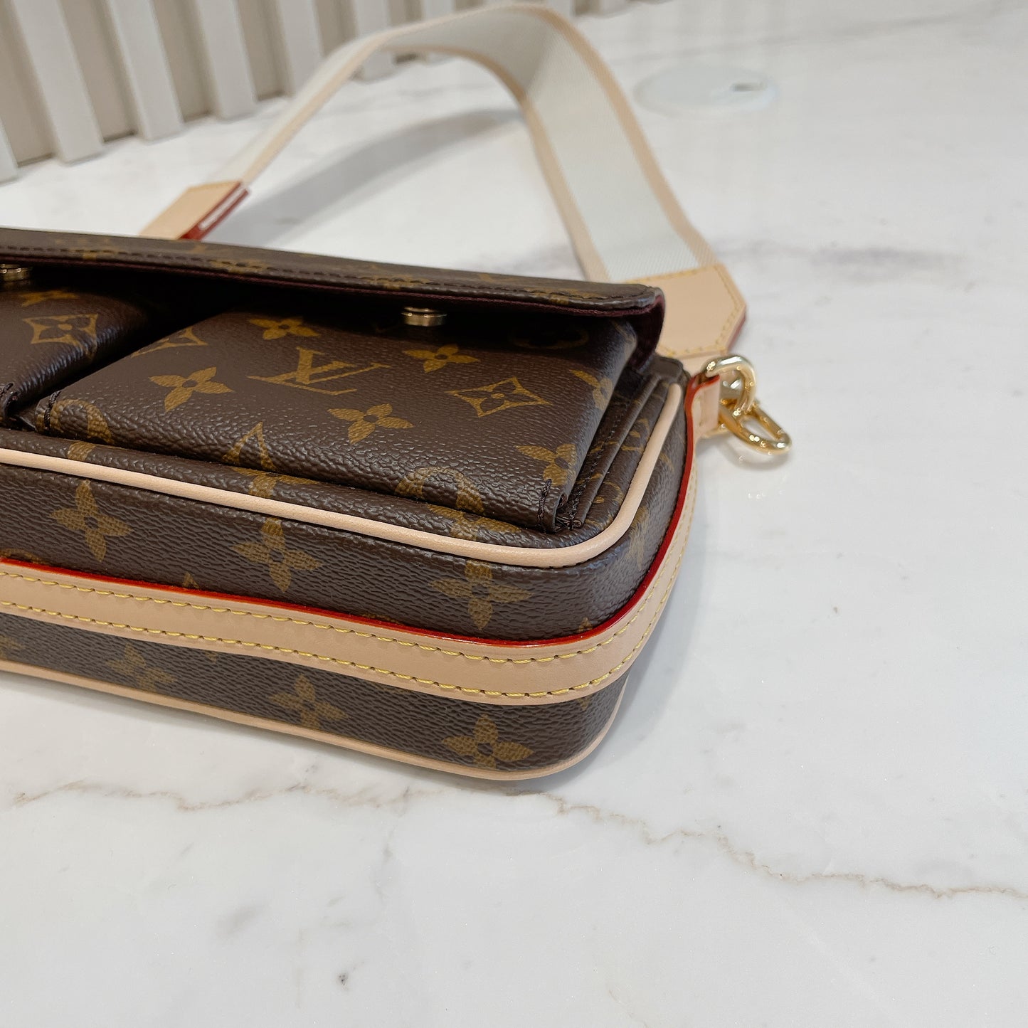 LV Monogram Vivacite