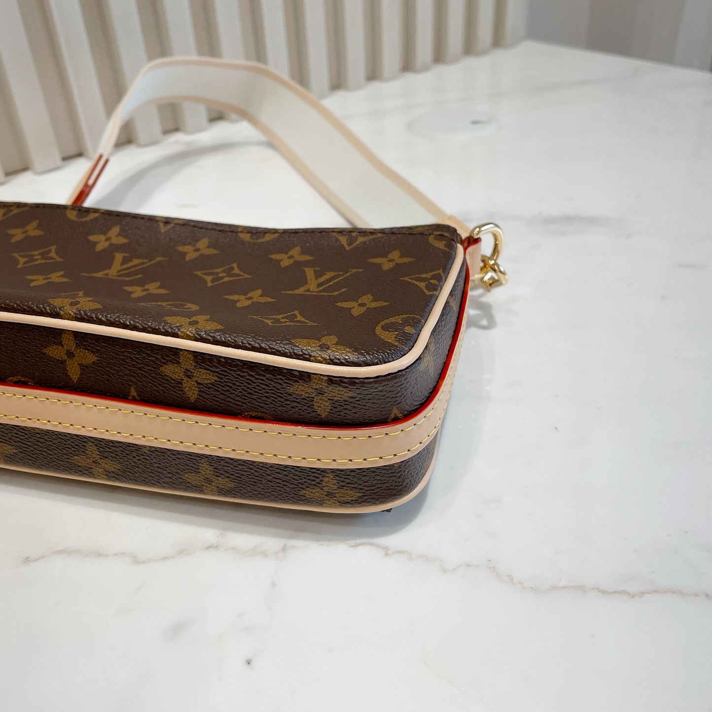 LV Monogram Vivacite