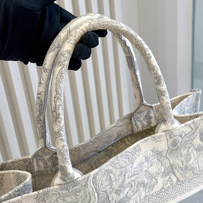 Dior Medium Book Tote in Blue Toile de Jouy Embroidery