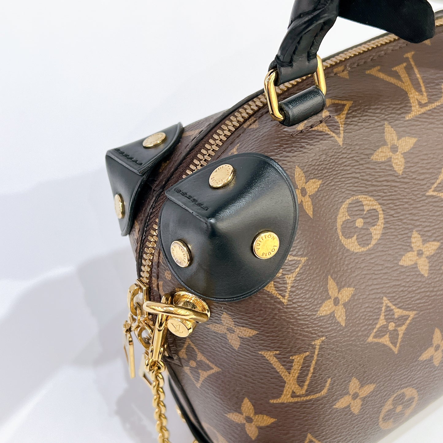 LV Monogram Petite Souple Malle