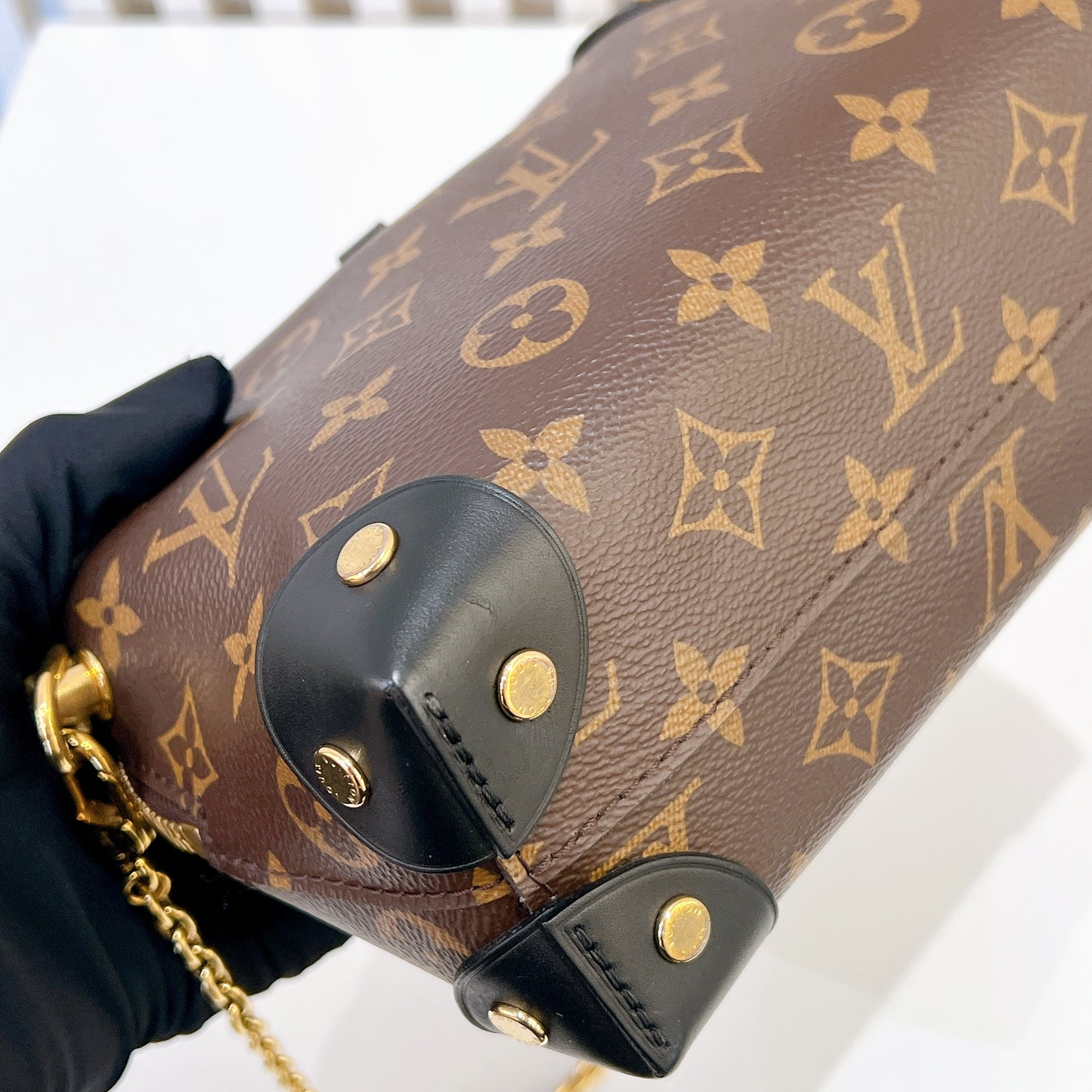LV Monogram Petite Souple Malle