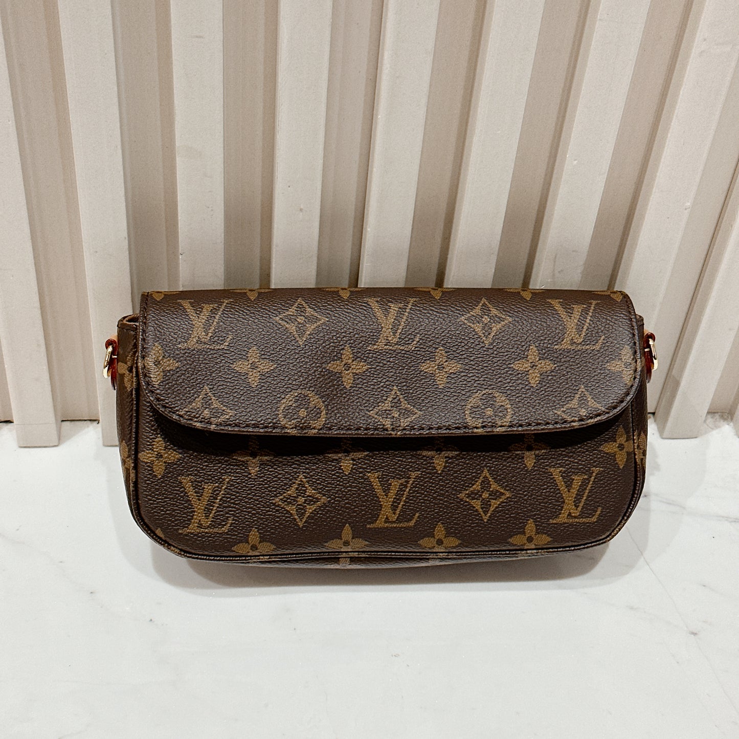 LV Monogram Ivy