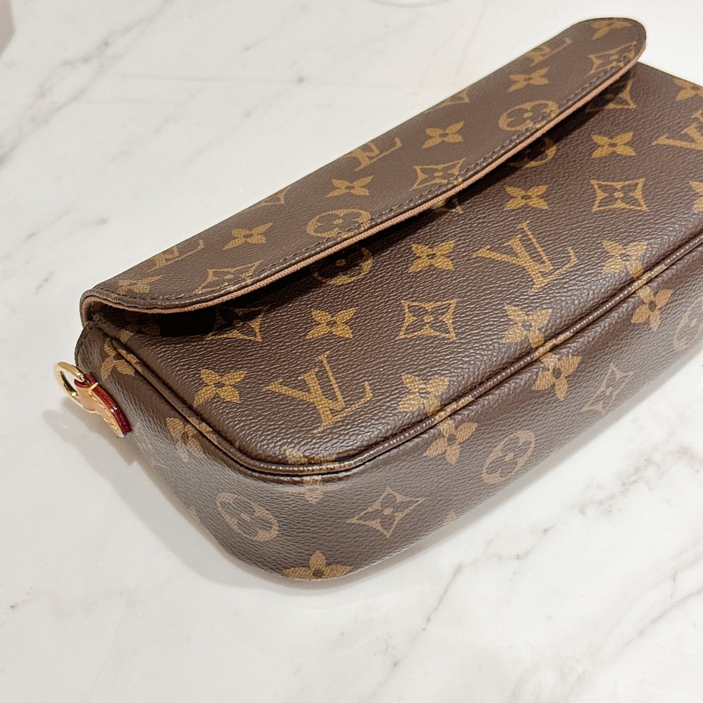 LV Monogram Ivy