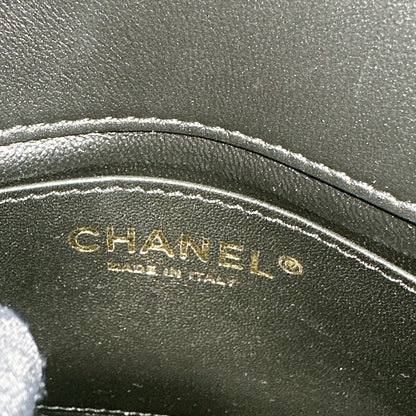 Chanel 21B Top Handle Quilted Black Flap Bag