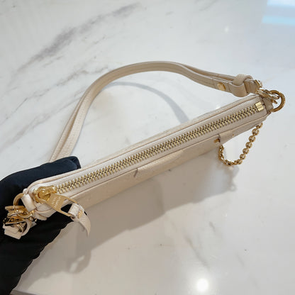 LV Easy Pouch On Strap In Creme